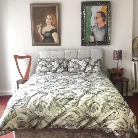 Temple Bar House Apartment Дъблин Екстериор снимка